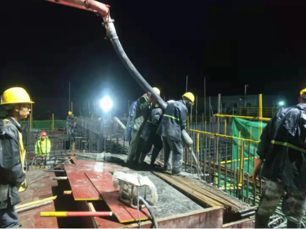 腳踏實(shí)地抓項(xiàng)目 擔(dān)當(dāng)奉獻(xiàn)保民生 ——市產(chǎn)投集團(tuán)“學(xué)黨史、辦實(shí)事、保民生” 穩(wěn)步推進(jìn)重大項(xiàng)目建設(shè)(圖2)